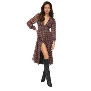 Aritzia Wilfred Maxine Dress